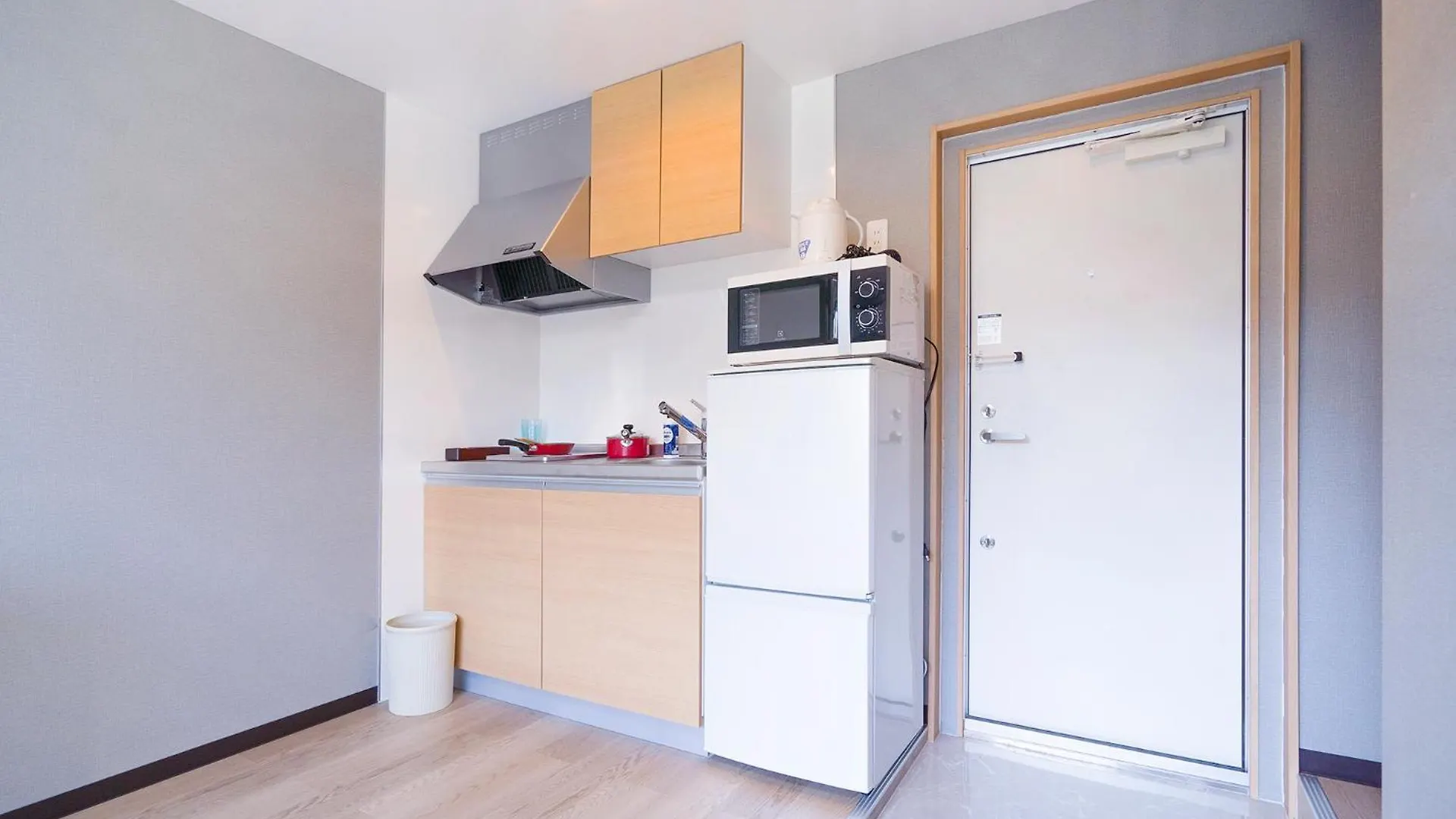 Cg Charming Guesthouse In The Heart Of Okubo 丶steps To Metro And Convenient Travel! Sos4 Tokyo 0*,  Japan