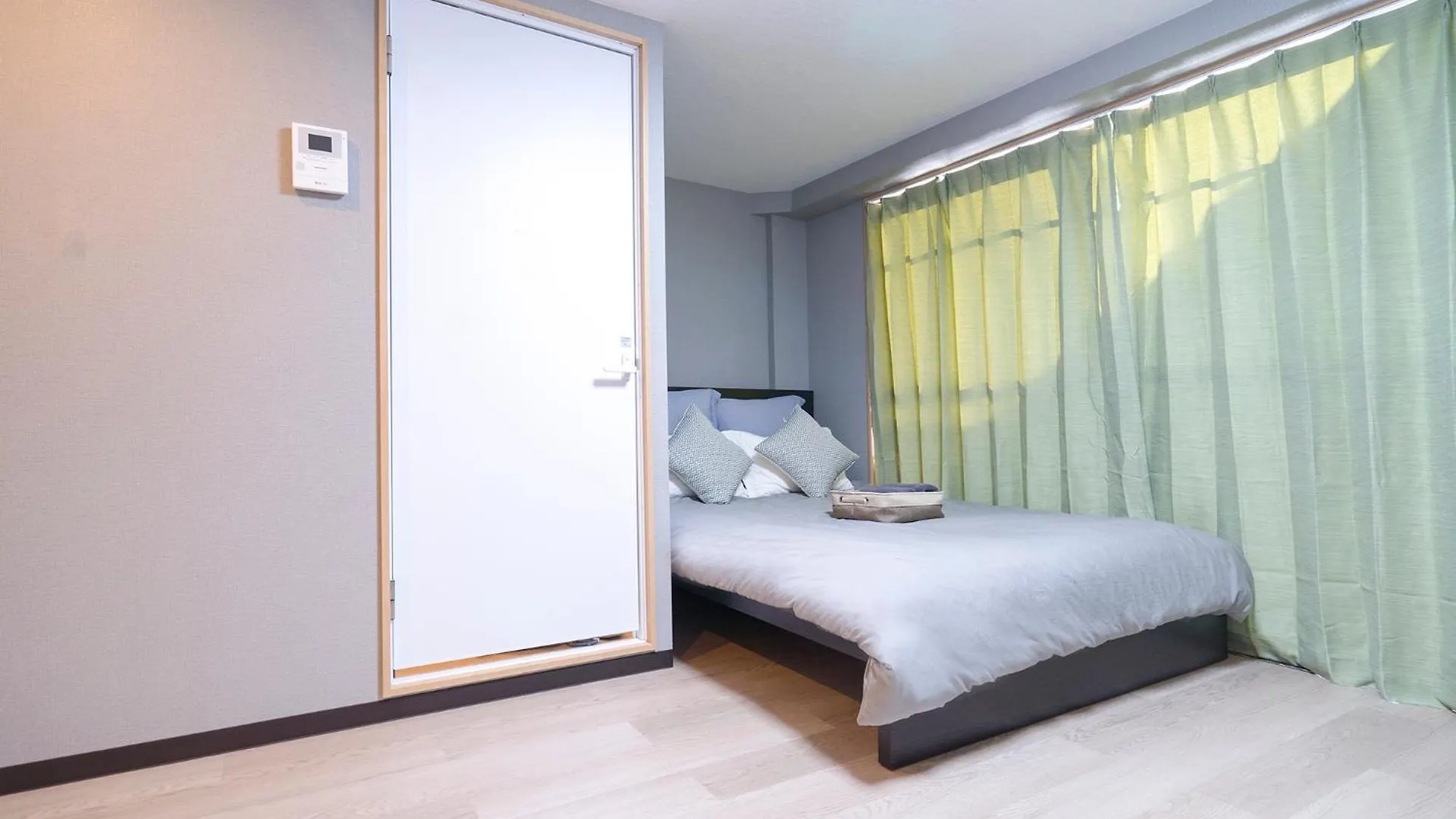 Apartment Cg Charming Guesthouse In The Heart Of Okubo 丶steps To Metro And Convenient Travel! Sos4 Tokyo
